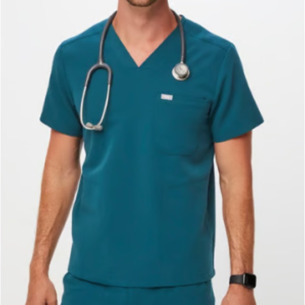 Figs Men’s Limited Edition Caribbean Blue 3-pocket (Chisec) Scrub Shirt